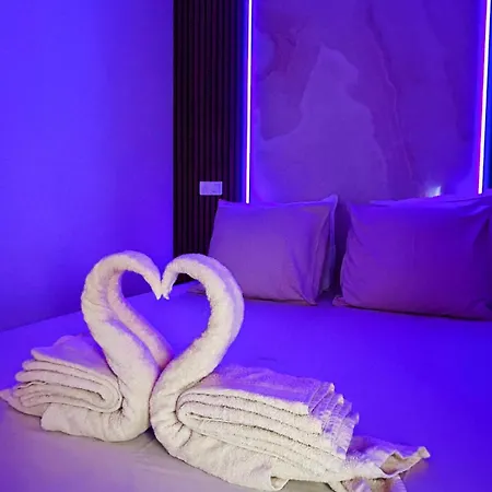 Intimate Escape - Seaside - Bath - Wifi - Ac アパート