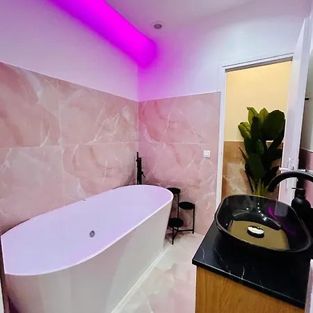 アパート Intimate Escape - Seaside - Bath - Wifi - Ac *